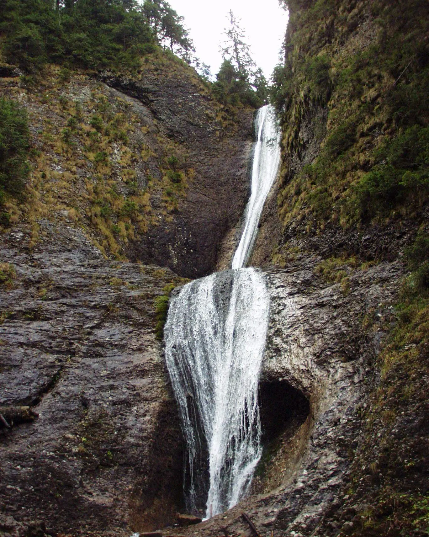 Duruitoarea Waterfall, photo 3